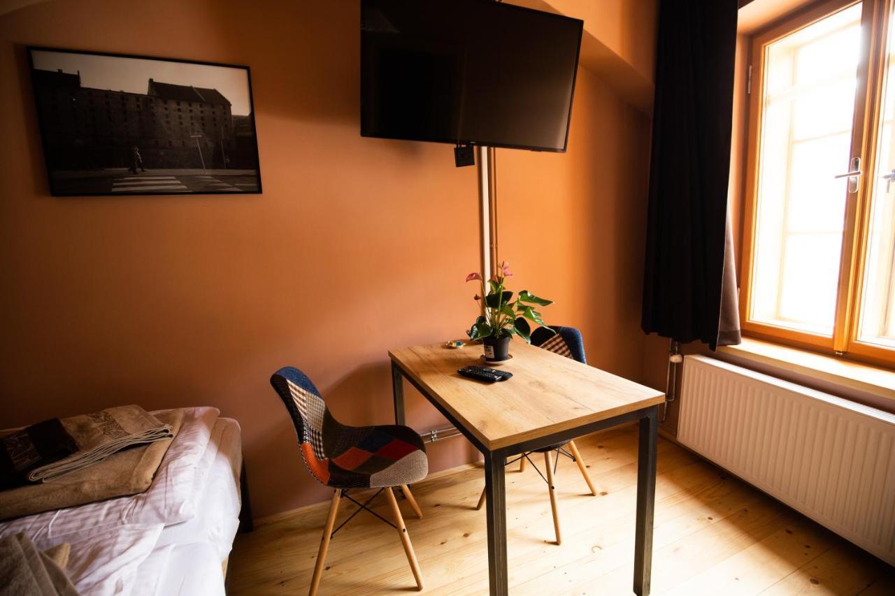 Deznik Hostel Ljubljana Bagian luar foto